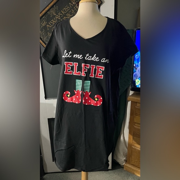 New elfie selfie (tub#1) - Picture 1 of 6